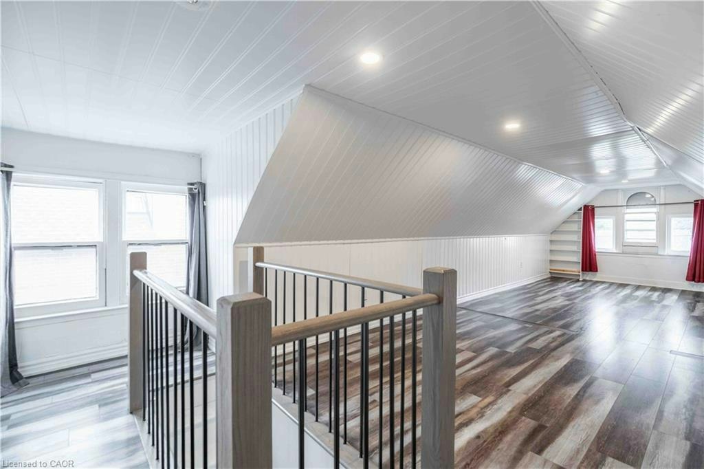 2-58 St. Matthews Avenue, Hamilton, ON, L8L 5P3 - 20