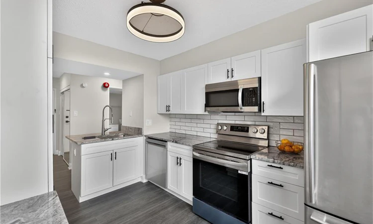 401-700 Dynes Road
