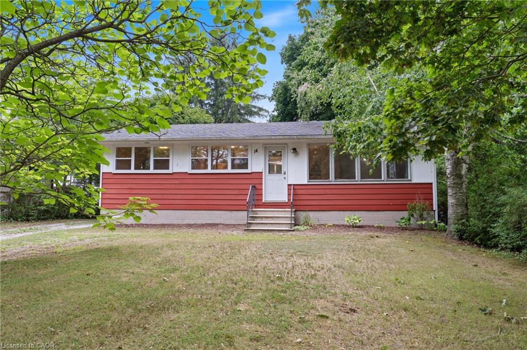 14 Hillcrest Road, Norfolk County, ON, N3Y 4K6