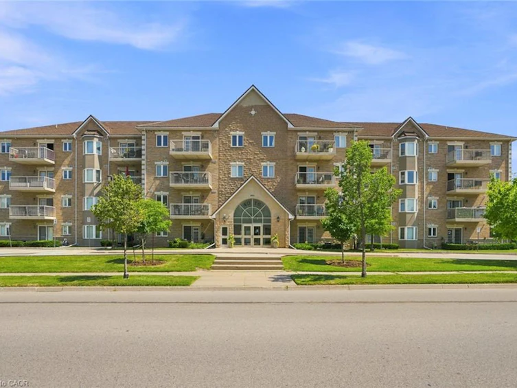 101-4016 Kilmer Drive, Burlington, ON, L7M 5A7