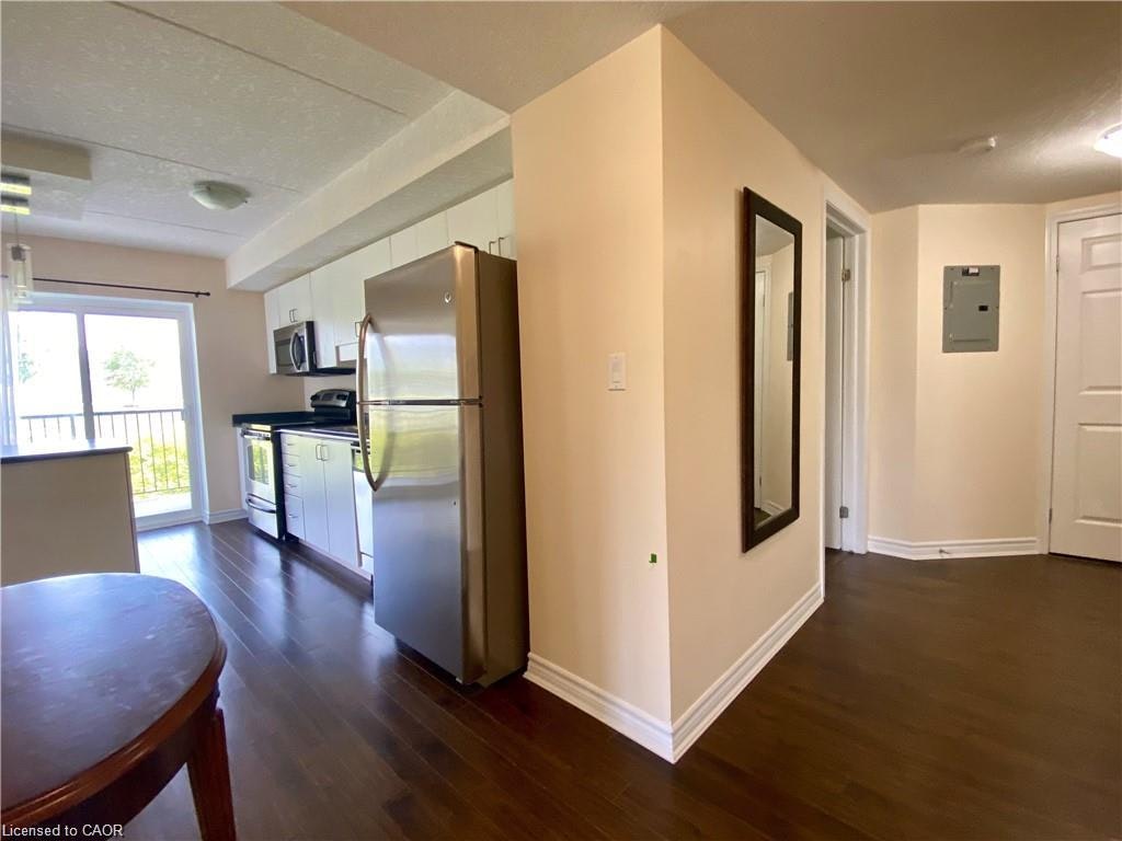 302-776 Laurelwood Drive, Waterloo, ON, N2V 0A8 - 6