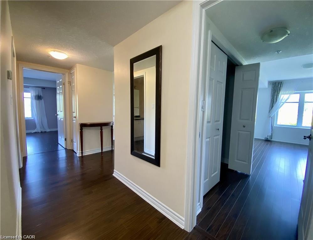 302-776 Laurelwood Drive, Waterloo, ON, N2V 0A8 - 4