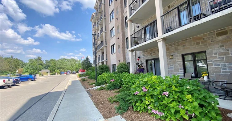 302-776 Laurelwood Drive, Waterloo, ON, N2V 0A8 - 41