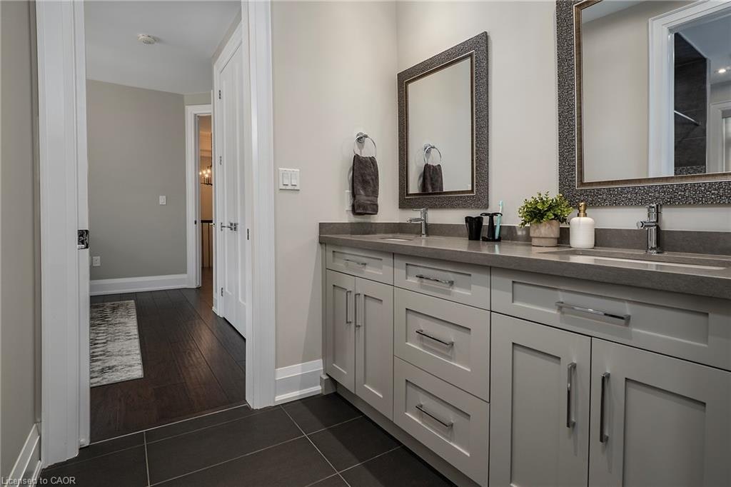 71 Lloyminn Avenue, Hamilton, ON, L9G 1H4 - 20