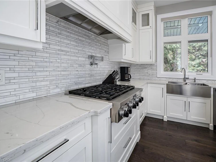 71 Lloyminn Avenue, Hamilton, ON, L9G 1H4 - 10