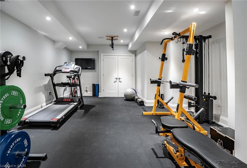 71 Lloyminn Avenue, Hamilton, ON, L9G 1H4 - 29