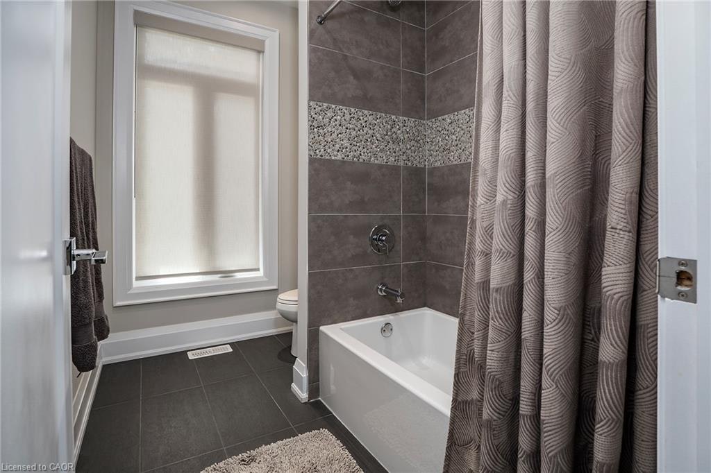 71 Lloyminn Avenue, Hamilton, ON, L9G 1H4 - 21