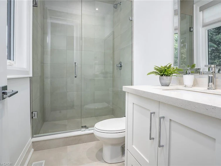 71 Lloyminn Avenue, Hamilton, ON, L9G 1H4 - 23