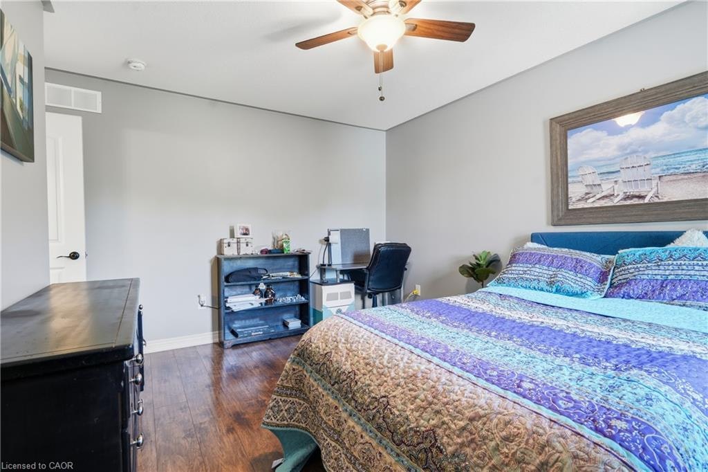 379 Michael Drive, Welland, ON, L3C 0A5 - 11
