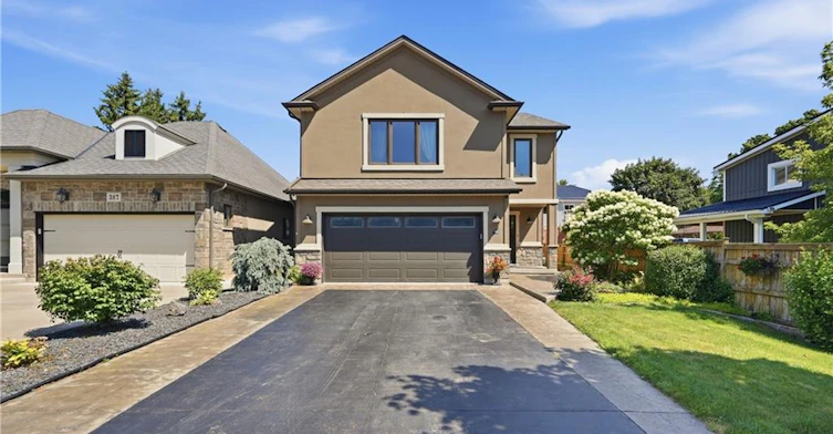 379 Michael Drive, Welland, ON, L3C 0A5