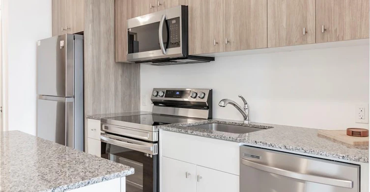 211-101 Golden Eagle Road, Waterloo, ON, N2V 1C3 - 17