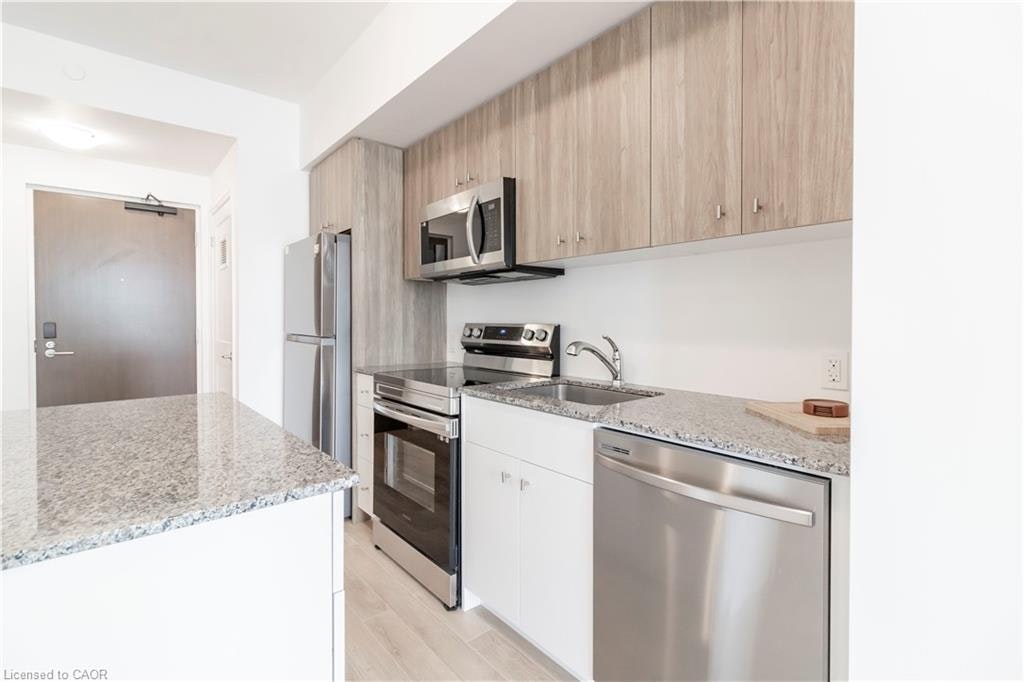 211-101 Golden Eagle Road, Waterloo, ON, N2V 1C3 - 14