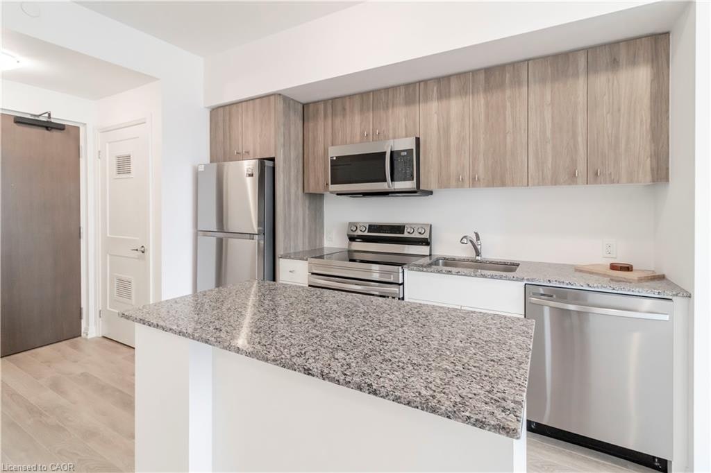 211-101 Golden Eagle Road, Waterloo, ON, N2V 1C3 - 18