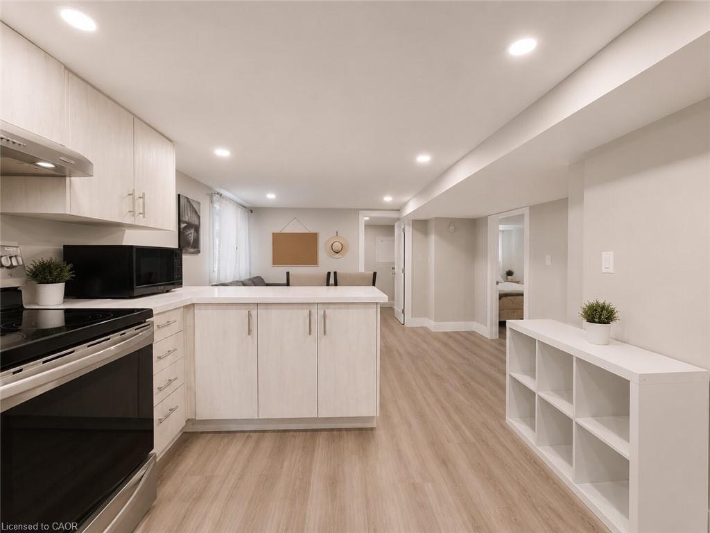 Lower-36 West 1st Street, Hamilton, ON, L9C 3B8 - 2