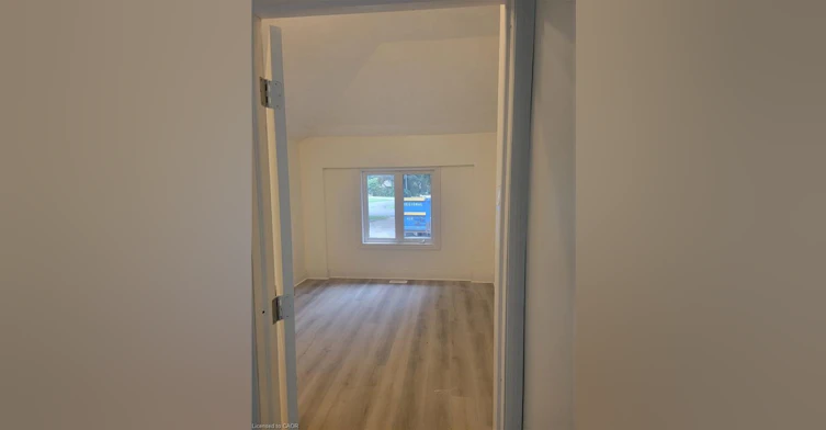 Main-58 Joanne Court, Hamilton, ON, L9G 1B1 - 18