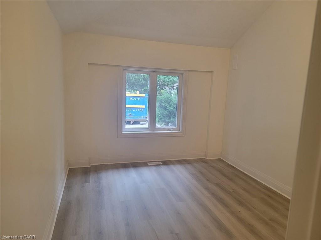 Main-58 Joanne Court, Hamilton, ON, L9G 1B1 - 8