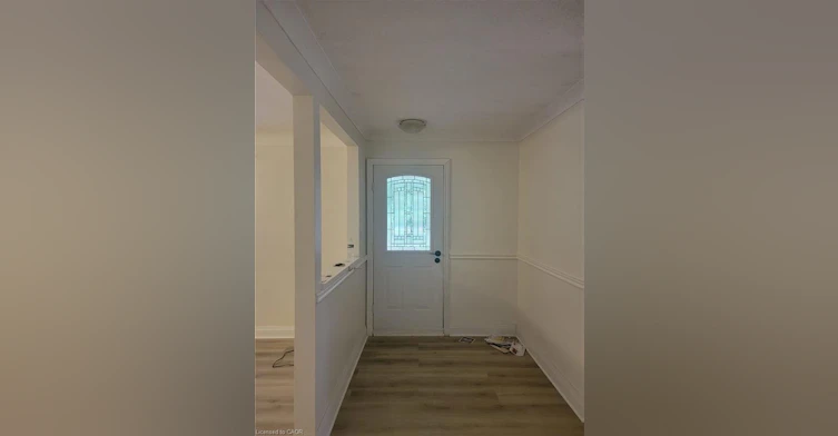 Main-58 Joanne Court, Hamilton, ON, L9G 1B1 - 3