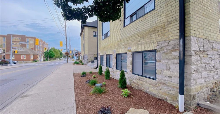 8-12 Bridgeport Road E, Waterloo, ON, N2J 2J3 - 2