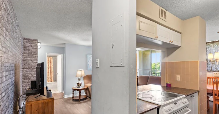 707-1950 Main Street W, Hamilton, ON, L8S 4M9 - 4