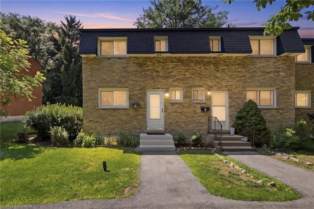 16-1420 Garth Street, Hamilton, ON, L9B 1R6