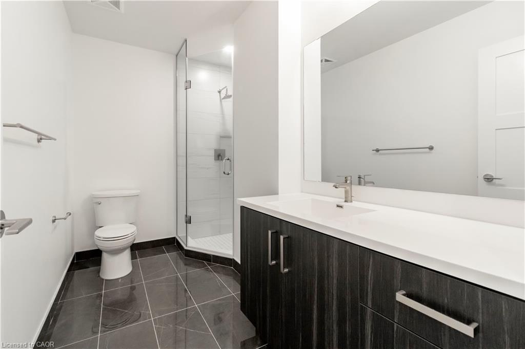 107-15 Wellington Street, Kitchener, ON, N2G 0E4 - 23