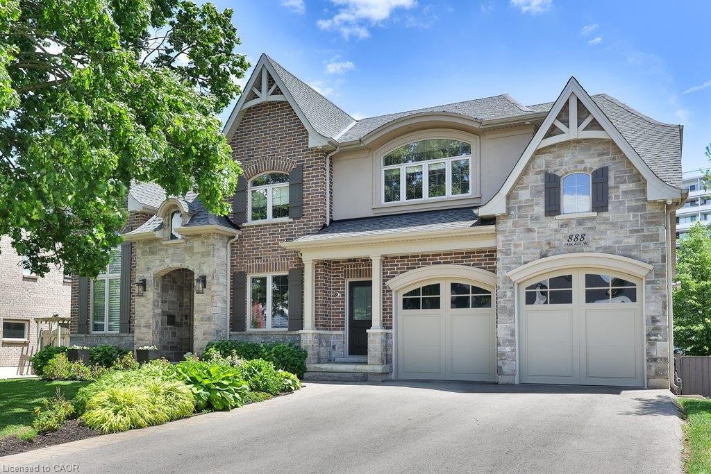 888 Park Avenue W, Burlington, ON, L7T 1N6
