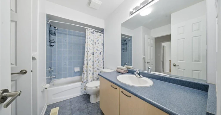 Upper-20 Webb Avenue, Brantford, ON, N3T 6S5 - 20