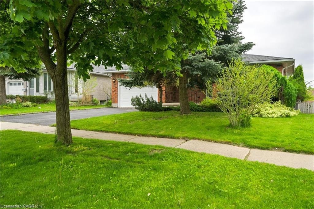 Upper-47 Claycroft Crescent, Kitchener, ON, N2N 2R6 - 2