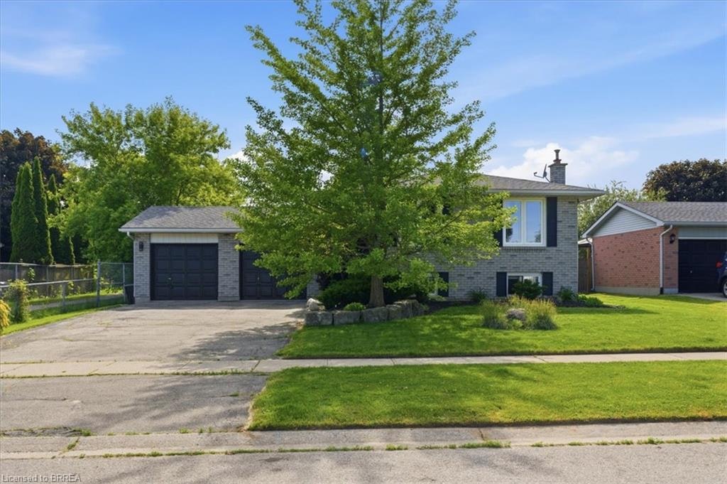 33 Edward Avenue, Brant, ON, N0E 1N0