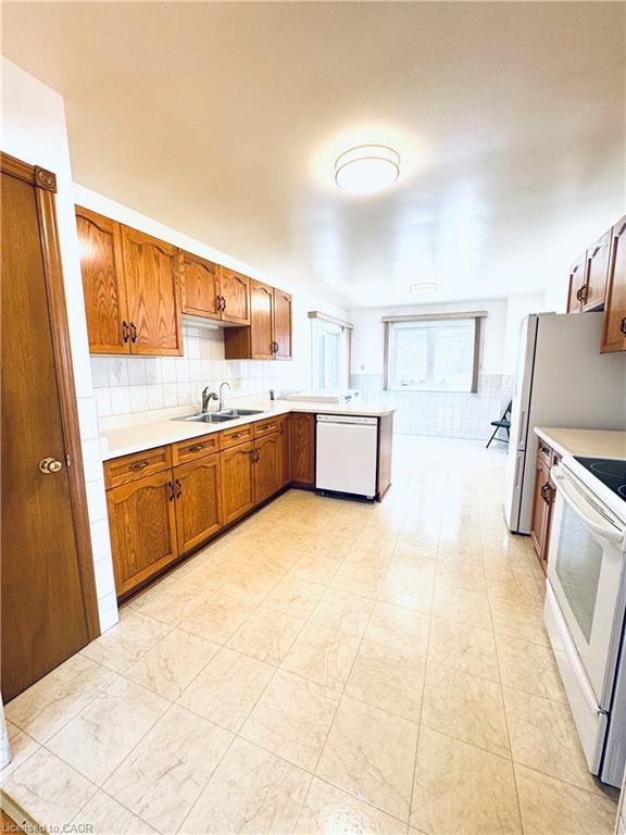 42 Azores Crescent, Cambridge, ON, N1R 7Z4 - 9
