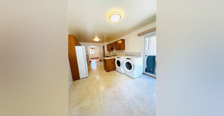 42 Azores Crescent, Cambridge, ON, N1R 7Z4 - 12