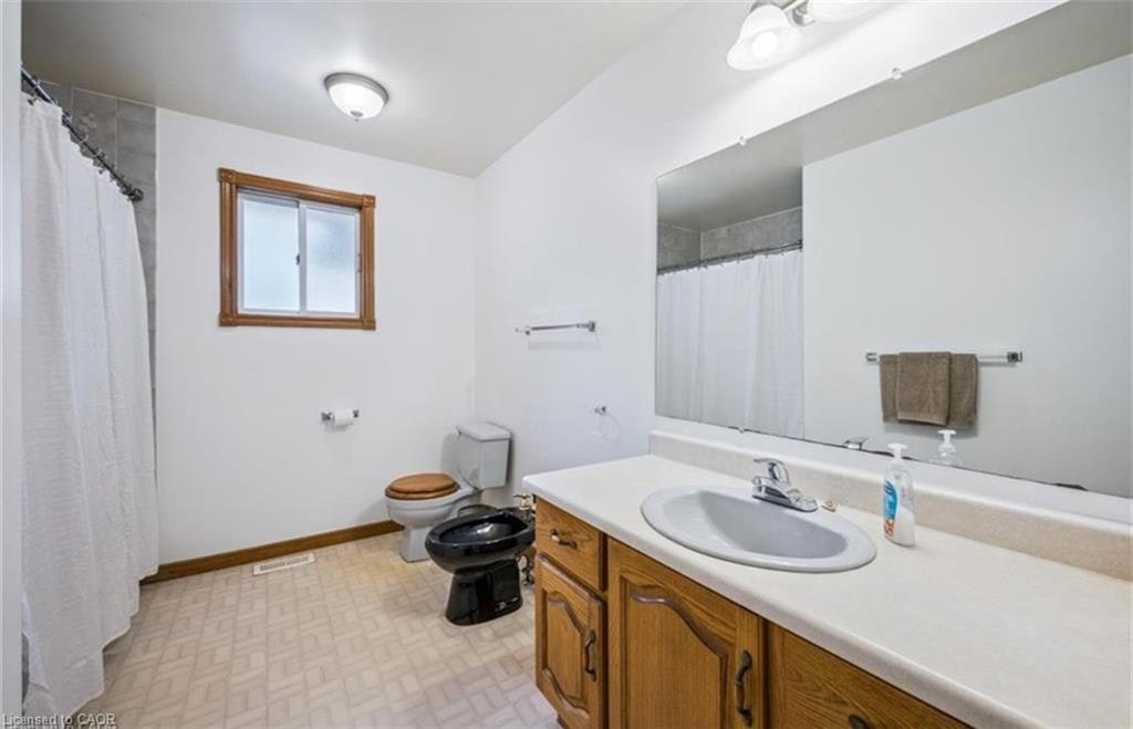 42 Azores Crescent, Cambridge, ON, N1R 7Z4 - 13