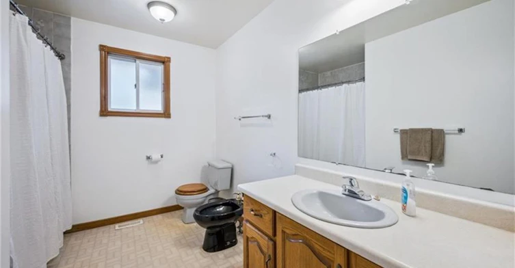 42 Azores Crescent, Cambridge, ON, N1R 7Z4 - 13