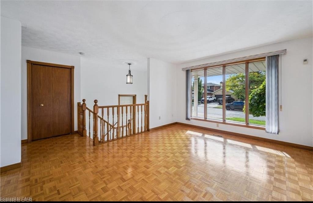 42 Azores Crescent, Cambridge, ON, N1R 7Z4 - 7