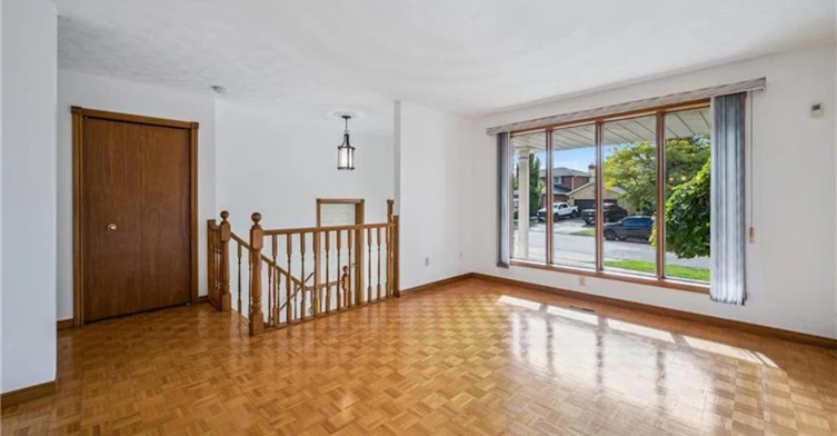 42 Azores Crescent, Cambridge, ON, N1R 7Z4 - 7