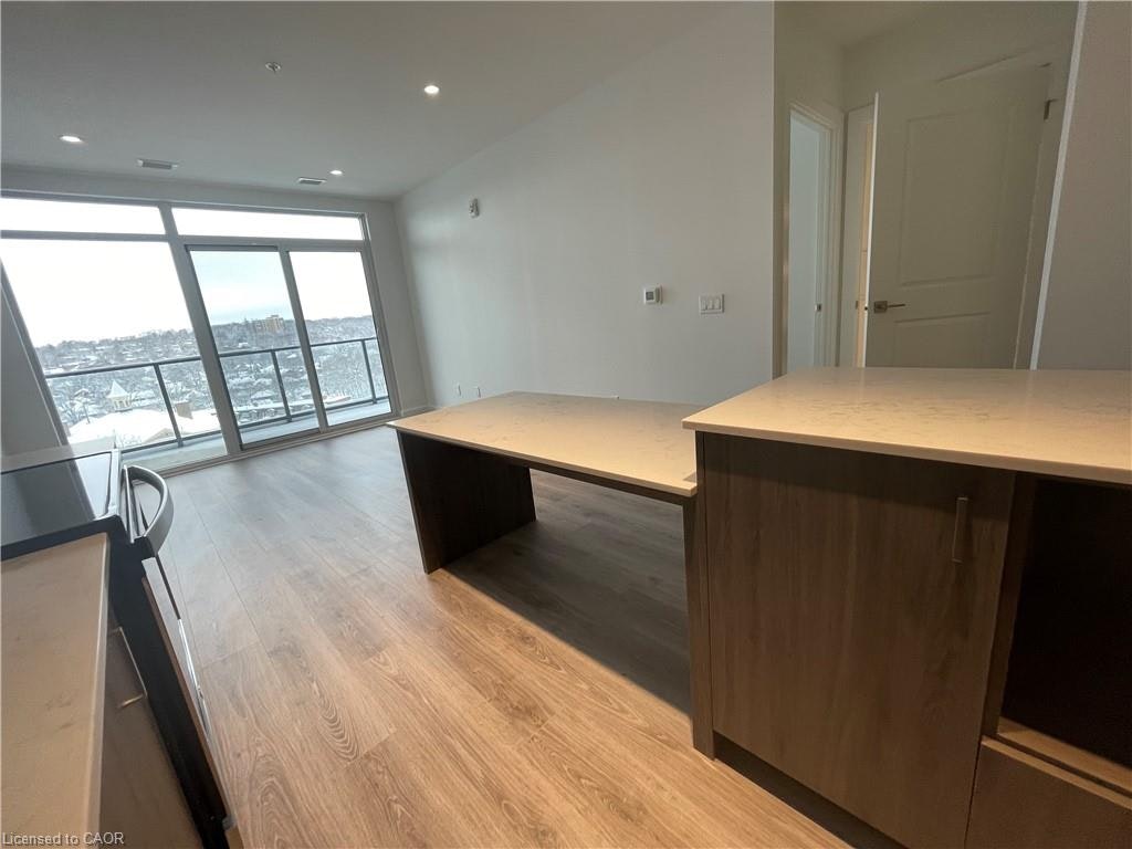 1108-15 Glebe Street, Cambridge, ON, N1S 2L8 - 23