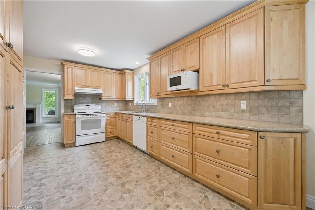 4-311 George Street N, Cambridge, ON, N1S 4X6 - 11