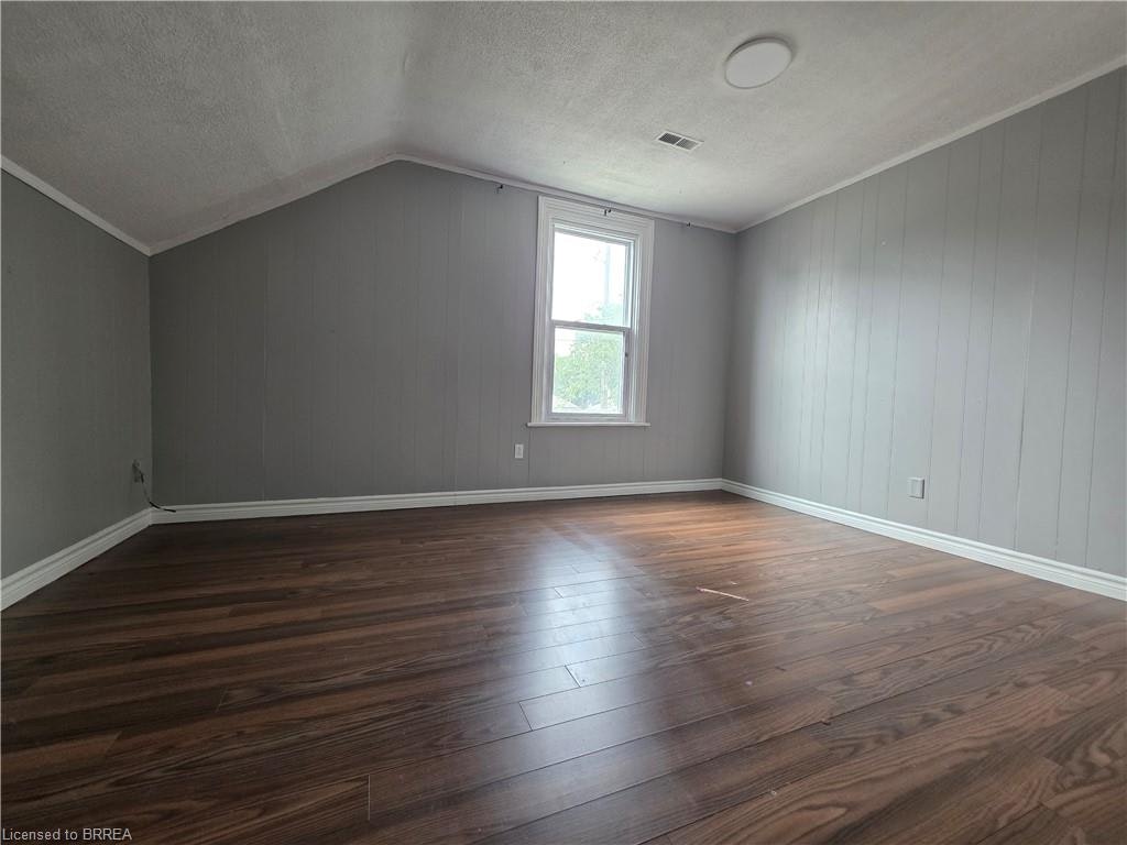 109 Sydenham Street, Brantford, ON, N3R 3Y7 - 17