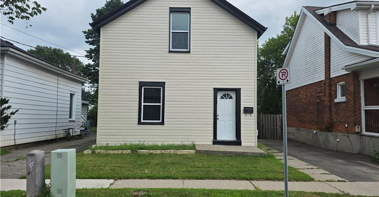 109 Sydenham Street, Brantford, ON, N3R 3Y7
