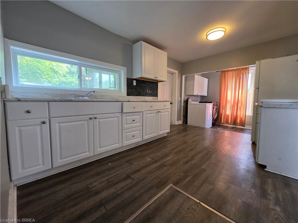 109 Sydenham Street, Brantford, ON, N3R 3Y7 - 9