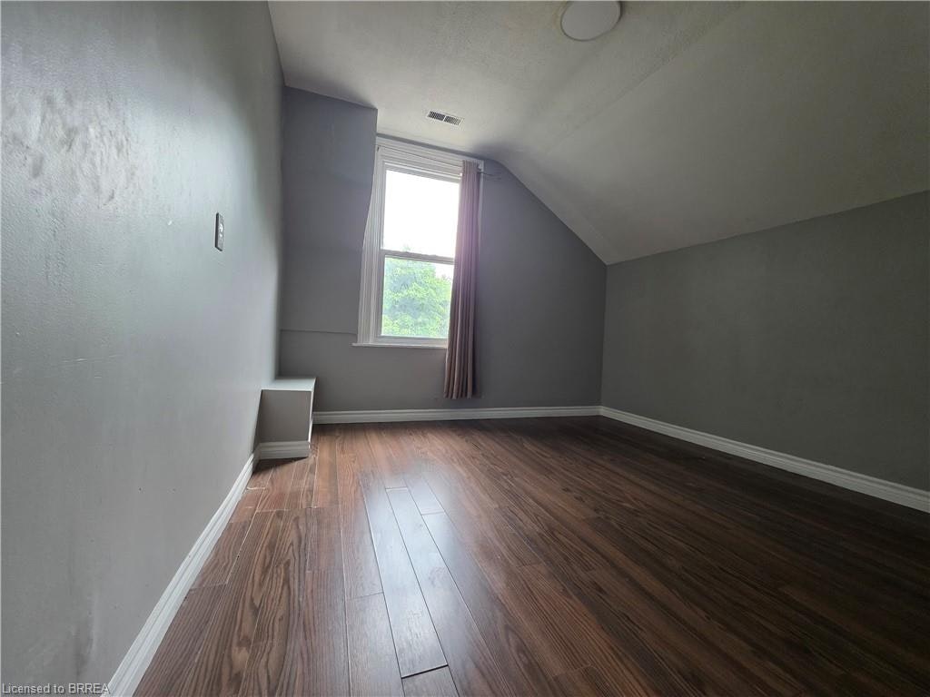 109 Sydenham Street, Brantford, ON, N3R 3Y7 - 16