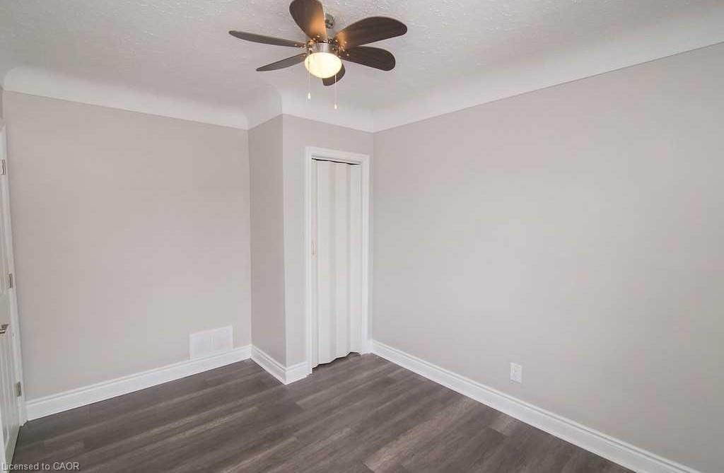 2 Aintree Court, Hamilton, ON, L8K 4R9 - 17