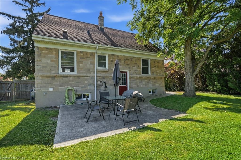 2 Aintree Court, Hamilton, ON, L8K 4R9 - 24
