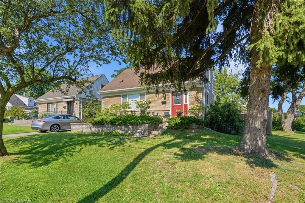 2 Aintree Court, Hamilton, ON, L8K 4R9 - 3