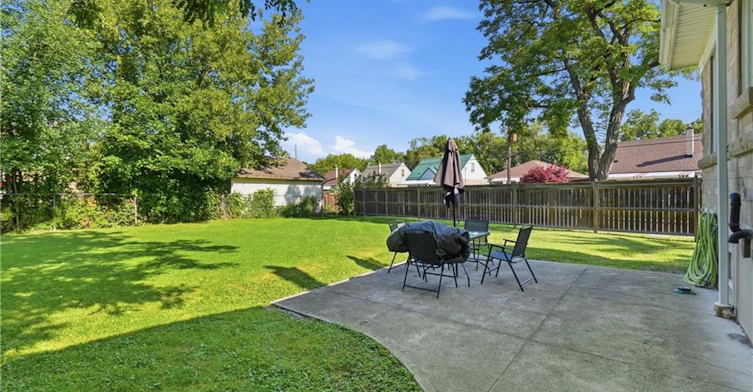 2 Aintree Court, Hamilton, ON, L8K 4R9 - 23