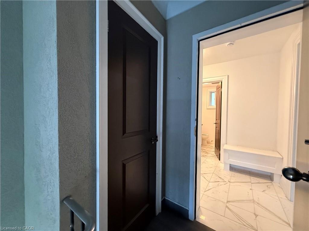 4-52 Cameron Avenue, Toronto, ON, M6M 1R2 - 11