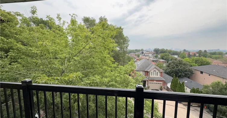 4-52 Cameron Avenue, Toronto, ON, M6M 1R2 - 23