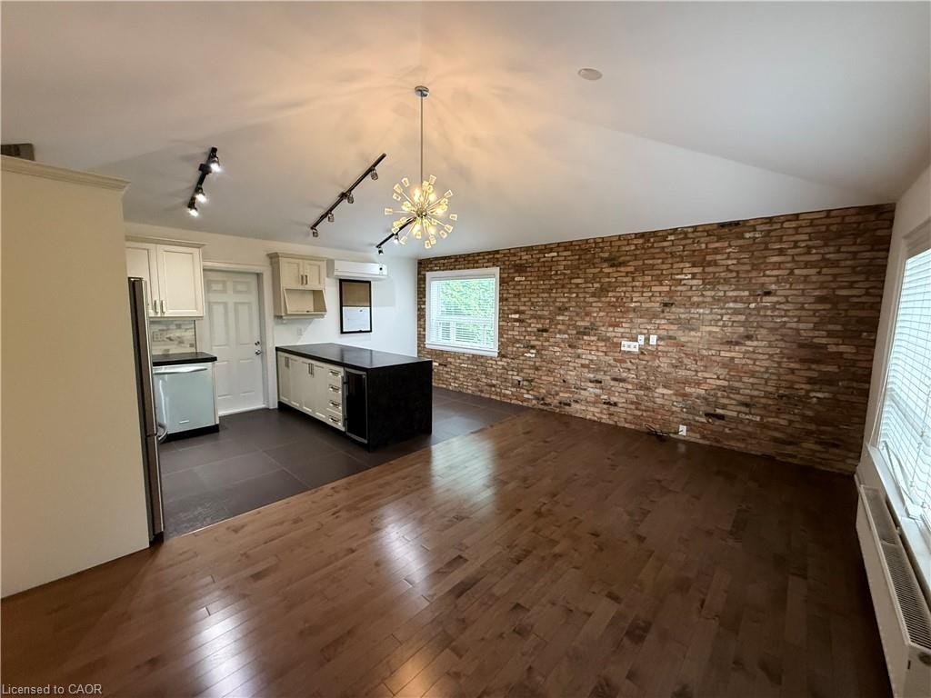 4-52 Cameron Avenue, Toronto, ON, M6M 1R2 - 7