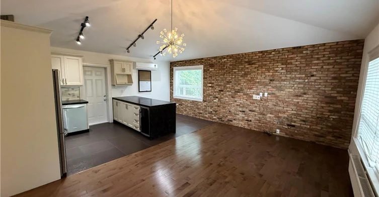 4-52 Cameron Avenue, Toronto, ON, M6M 1R2 - 7