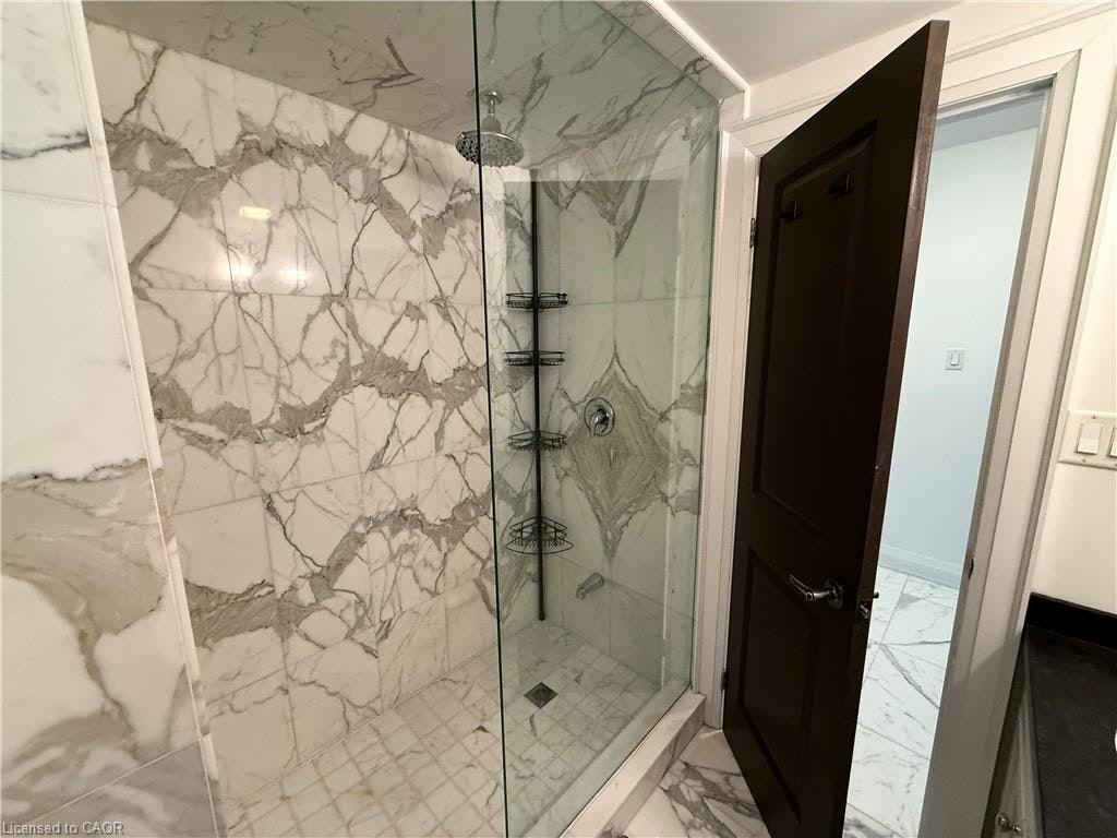 4-52 Cameron Avenue, Toronto, ON, M6M 1R2 - 9